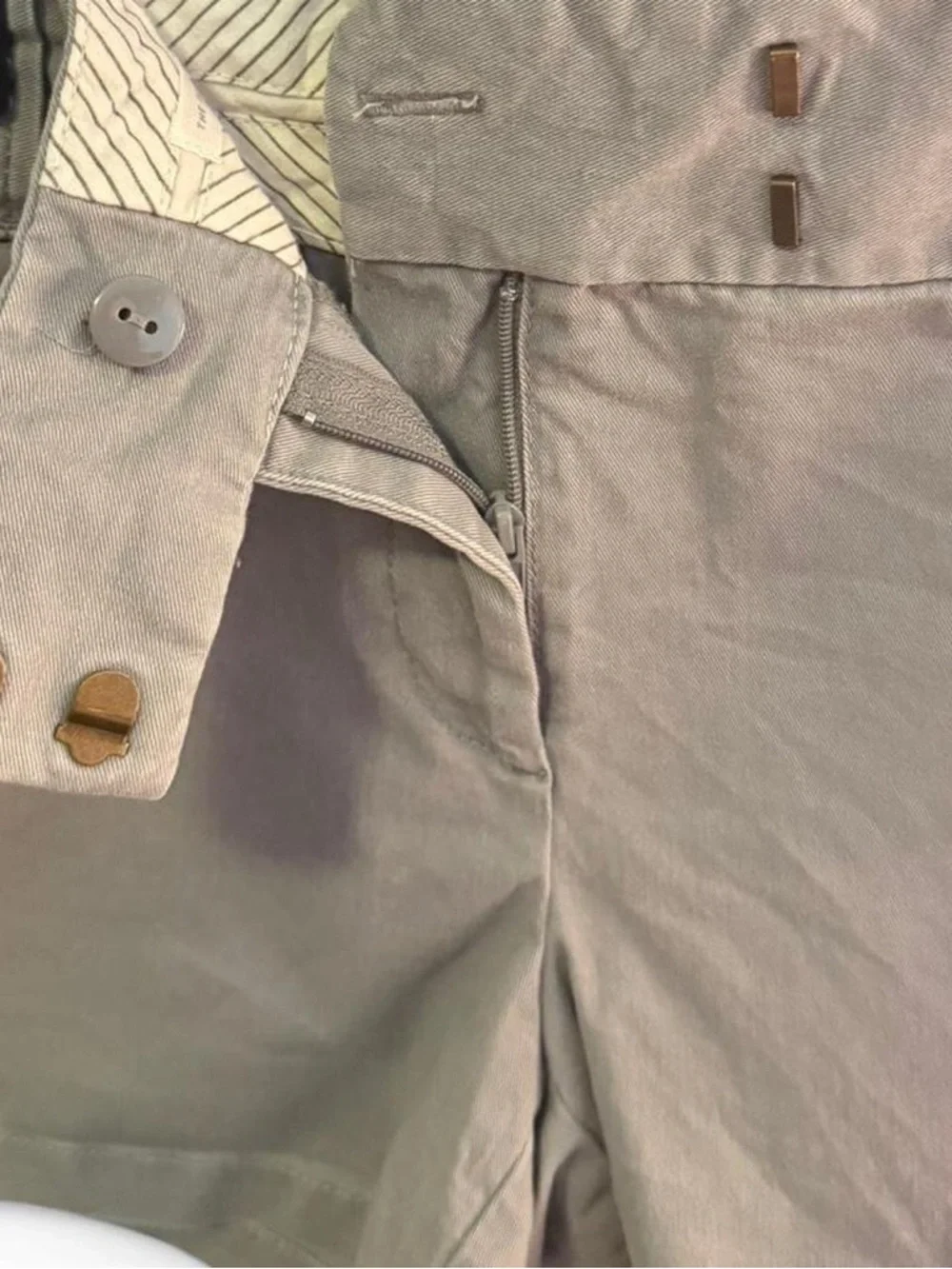 LOFT Grey and White Casual Cotton Blend Shorts - Picture 3 of 4
